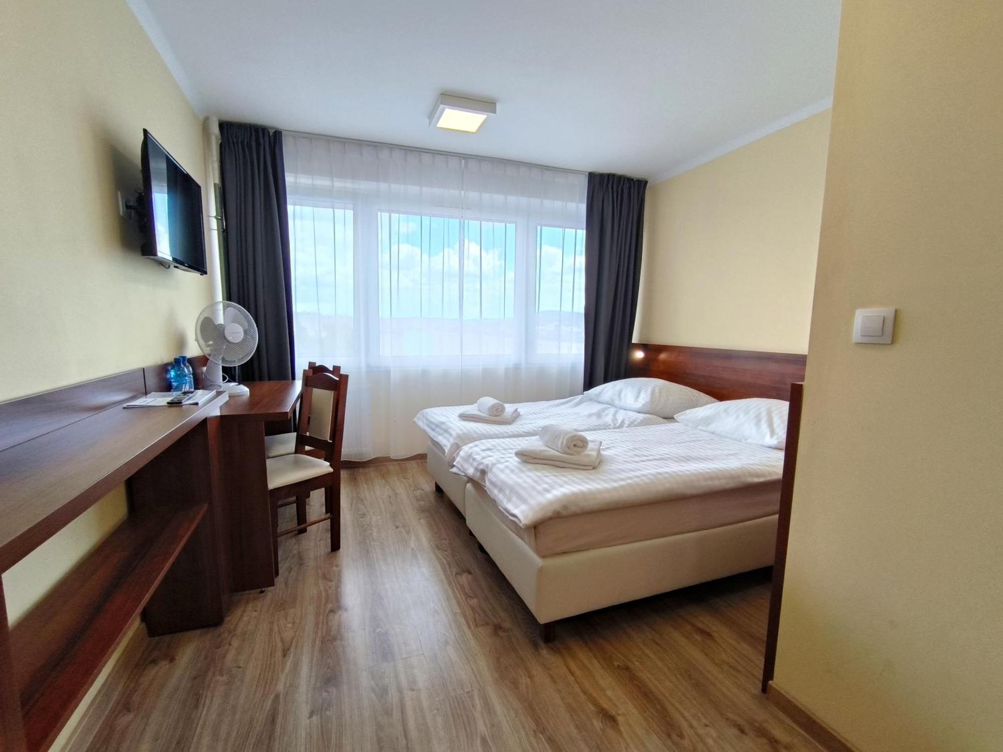 Hotel Sill Kielce Exterior photo
